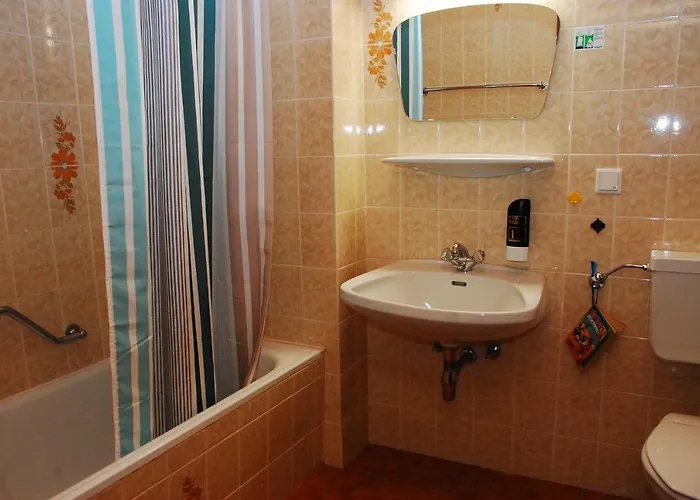 Familien- Und Jugendgaestehaus Schoenfeld